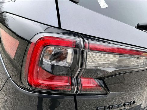 Used 2023 Subaru Outback Onyx Edition AWD/4WD image 28