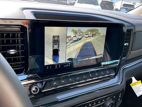 Certified 2025 Chevrolet Silverado 1500 ZR2 w/ Technology Package image 24