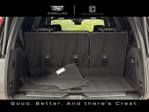 Used 2024 Cadillac Escalade Luxury AWD/4WD image 36