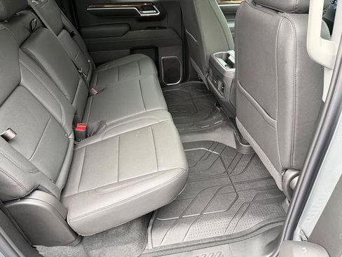 New 2026 Chevrolet Silverado 1500 RST w/ Redline Edition AWD/4WD image 19