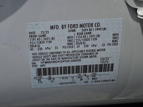 Used 2023 Ford Explorer XLT w/ Equipment Group 202A AWD/4WD image 30