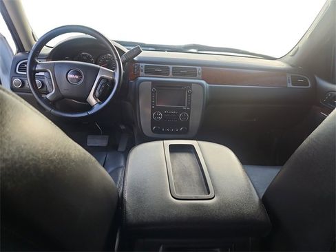 Used 2014 GMC Sierra 2500 SLT w/ SLT Convenience Package image 10