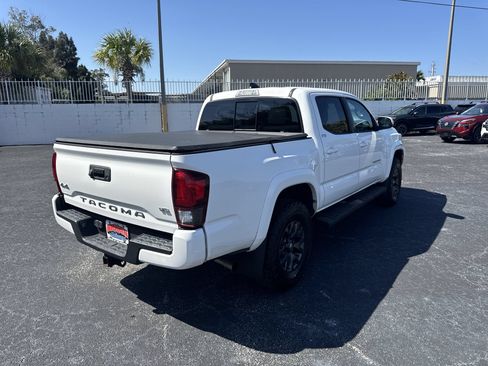 Used 2023 Toyota Tacoma SR5 w/ Technology Package AWD/4WD image 4