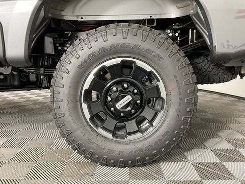 New 2026 Ford F250 Lariat w/ Tremor Off-Road Package AWD/4WD image 10