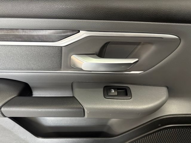 Used 2022 RAM 1500 Big Horn AWD/4WD image 41