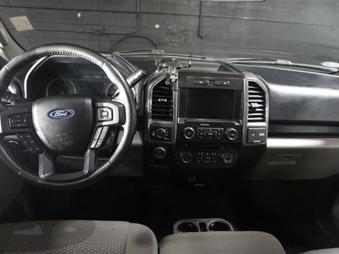 Used 2017 Ford F150 XLT w/ Equipment Group 302A Luxury image 14