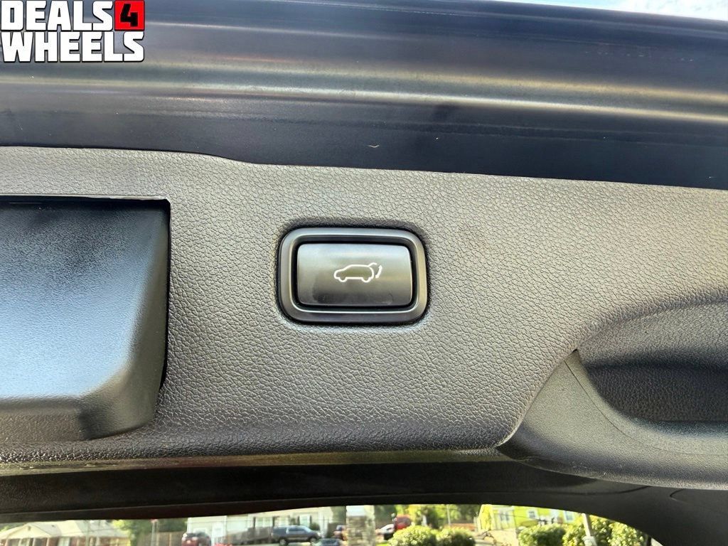 Used 2019 Kia Sorento SX FWD image 22