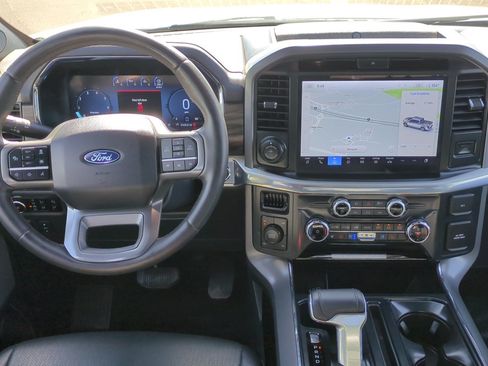 Used 2025 Ford F150 Lariat AWD/4WD image 26