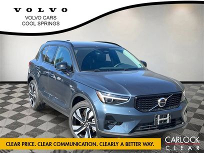 New 2026 Volvo XC40 B5 Ultra w/ Climate Package