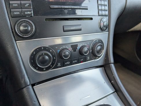 Used 2005 Mercedes-Benz C 230 Sedan image 15