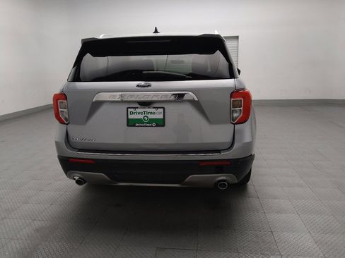 Used 2024 Ford Explorer Limited image 7