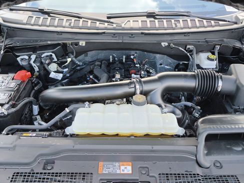 Certified 2025 Ford Expedition Max Platinum w/ Stealth Appearance Package image 41