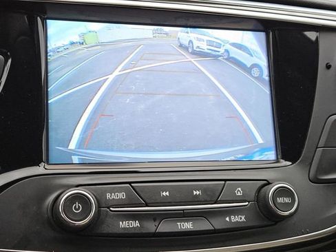Used 2020 Buick Envision Preferred image 16