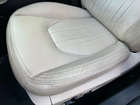 Used 2015 Maserati Ghibli RWD image 16