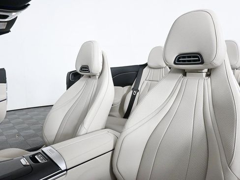 New 2026 Mercedes-Benz CLE 300 4MATIC Cabriolet image 5