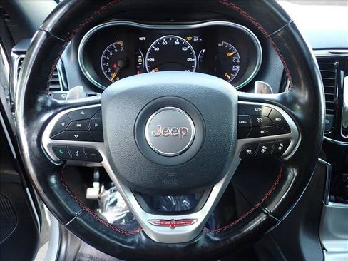 Used 2020 Jeep Grand Cherokee Trailhawk w/ Trailhawk Luxury Group AWD/4WD image 16