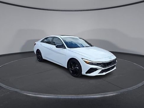New 2026 Hyundai Elantra SEL Sport Premium w/ Cargo Package FWD image 2