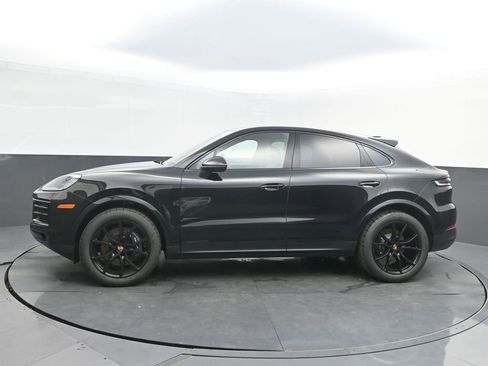 Used 2026 Porsche Cayenne Coupe AWD/4WD image 2