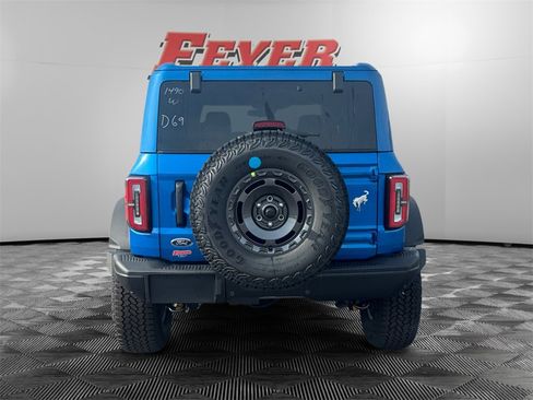 New 2025 Ford Bronco Badlands image 4