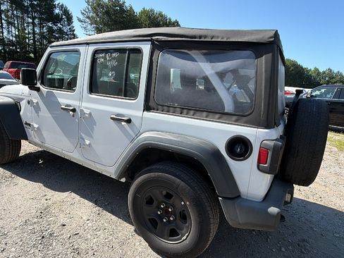 Used 2023 Jeep Wrangler Unlimited Sport AWD/4WD image 10