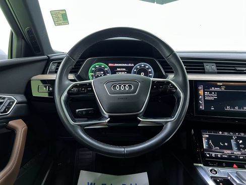 Used 2024 Audi Q8 e-tron Premium Plus w/ Premium Plus Package AWD/4WD image 20