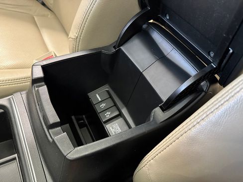 Used 2016 Honda CR-V EX-L image 31