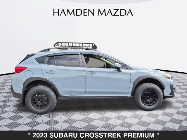 Used 2023 Subaru Crosstrek 2.0i Premium AWD/4WD image 2