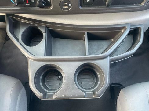 Used 2021 Ford E-350 and Econoline 350 Super Duty w/ Power Windows & Locks Group image 29