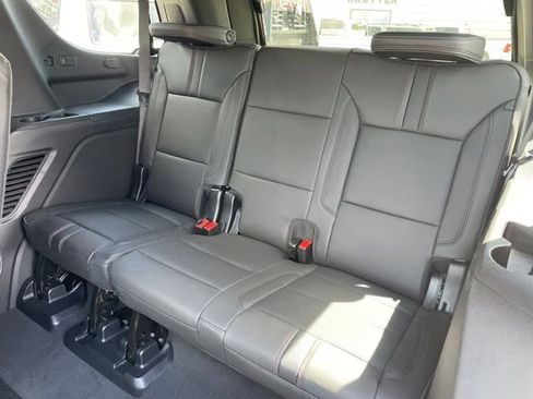 Used 2025 Chevrolet Tahoe RST w/ RST Capability Package AWD/4WD image 9
