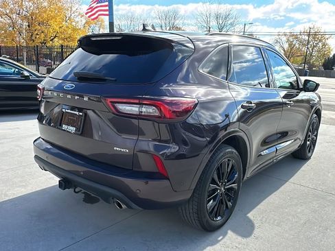 Used 2023 Ford Escape ST-Line Elite w/ Premium Technology Package image 5