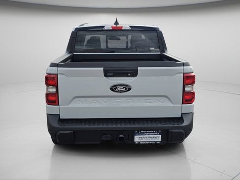New 2025 Ford Maverick Lariat w/ Black Appearance Package image 22