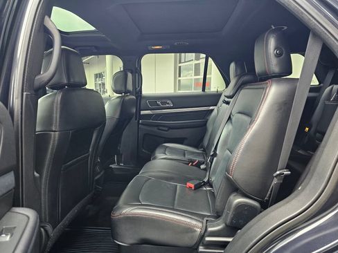 Used 2017 Ford Explorer Sport AWD/4WD image 17