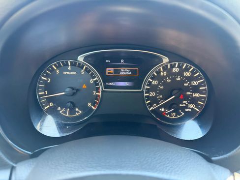Used 2017 Nissan Altima 2.5 SV FWD image 19