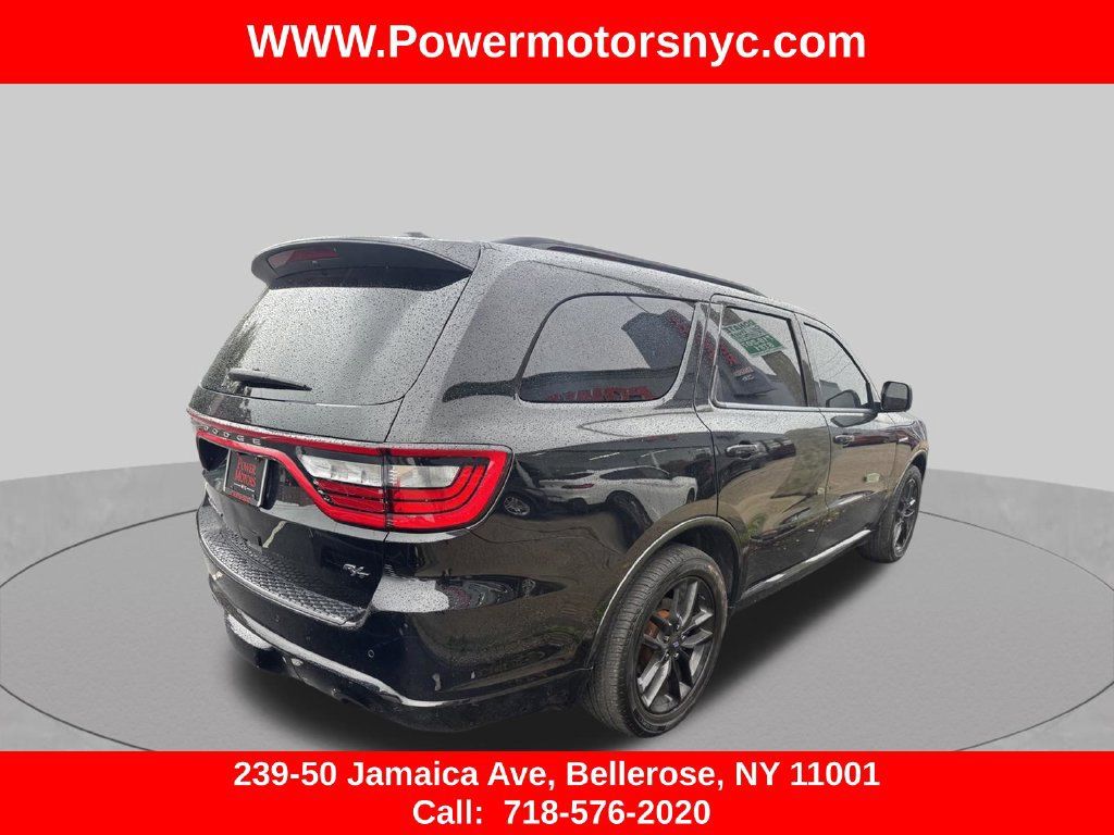 Used 2023 Dodge Durango R/T RWD image 7