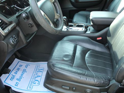Used 2016 GMC Acadia Denali image 16