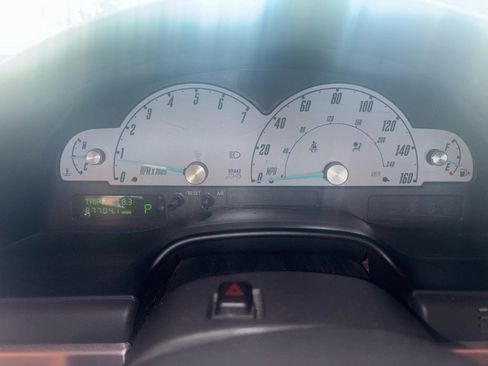 Used 2002 Ford Thunderbird image 8