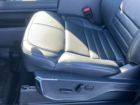 Used 2026 Ford F350 Platinum image 31