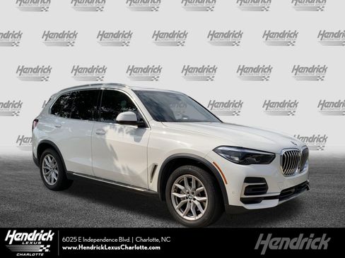 Used 2023 BMW X5 xDrive40i AWD/4WD image 1