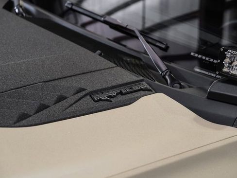 Used 2025 Ford Bronco Raptor AWD/4WD image 27