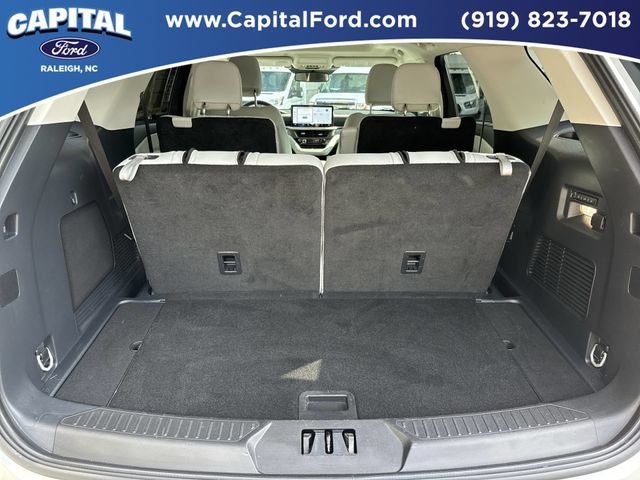 Certified 2025 Ford Explorer Platinum w/ Ultimate Package RWD image 16