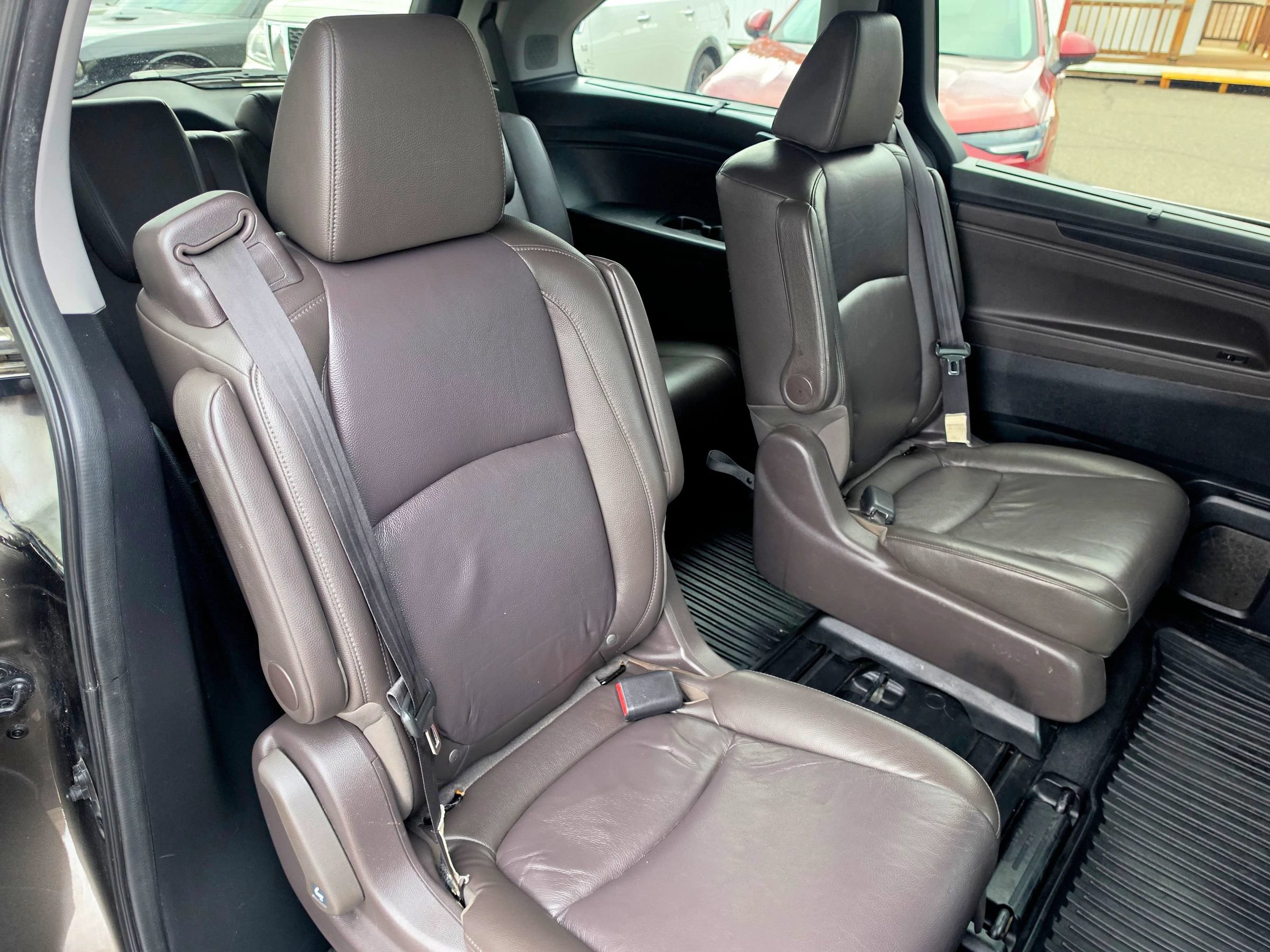 Used 2019 Honda Odyssey Elite image 35