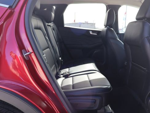 Used 2023 Ford Escape Platinum image 11