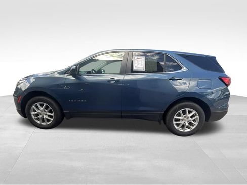 Used 2024 Chevrolet Equinox LT AWD/4WD image 3