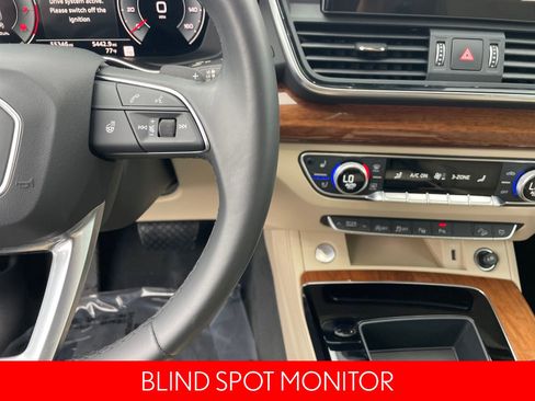 Used 2022 Audi Q5 2.0T Prestige image 16