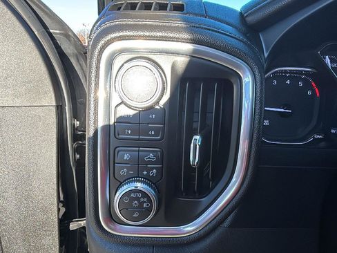 Certified 2020 GMC Sierra 2500 SLT w/ SLT Convenience Package image 13