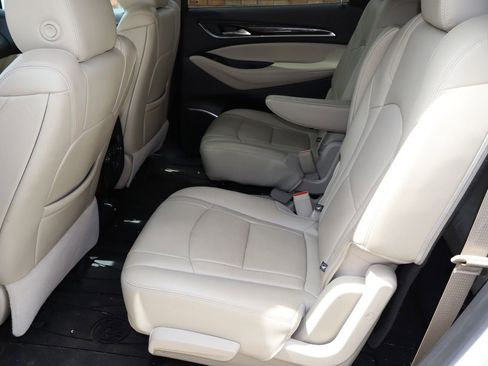 Used 2021 Buick Enclave Premium w/ Sun and Sites Package image 6