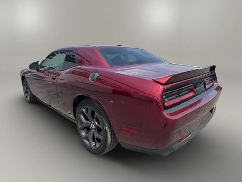 Used 2019 Dodge Challenger R/T RWD image 7