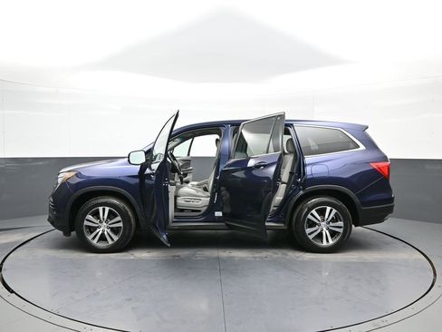 Certified 2017 Honda Pilot EX-L image 45