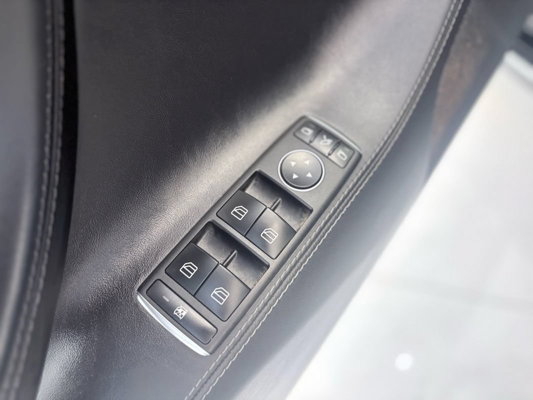 Used 2019 Tesla Model S 100D AWD/4WD image 20
