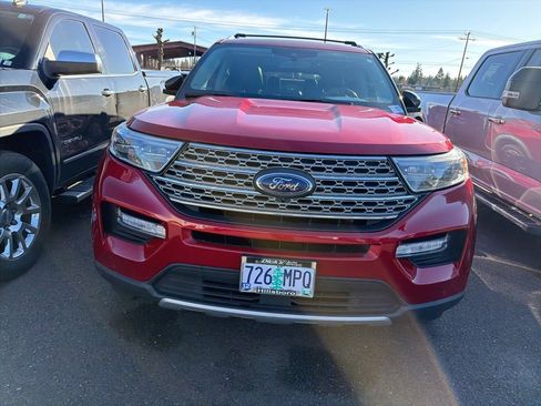 Used 2021 Ford Explorer Limited w/ Equipment Group 301A image 2